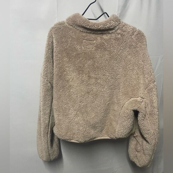 Aeropostale Cropped Tan Sherpa - Picture 4 of 4